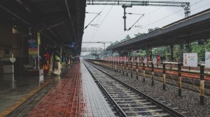 भारतातील १० रेल्वे स्थानके ज्यांच्याबद्दल प्रसिद्ध आहेत भुताटकीच्या अफवा, येथे पाहा यादी