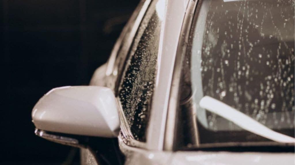 Monsoon Car Driving Tips in Gujarati