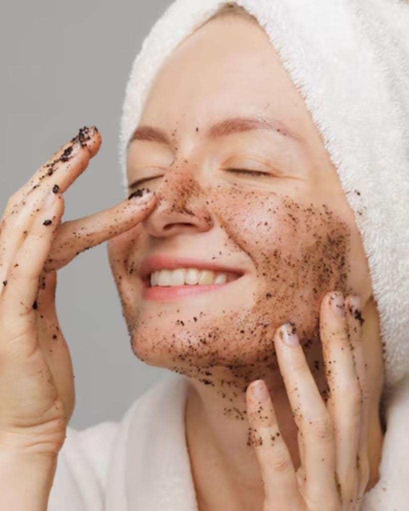 Benefits of face scrub for skin
