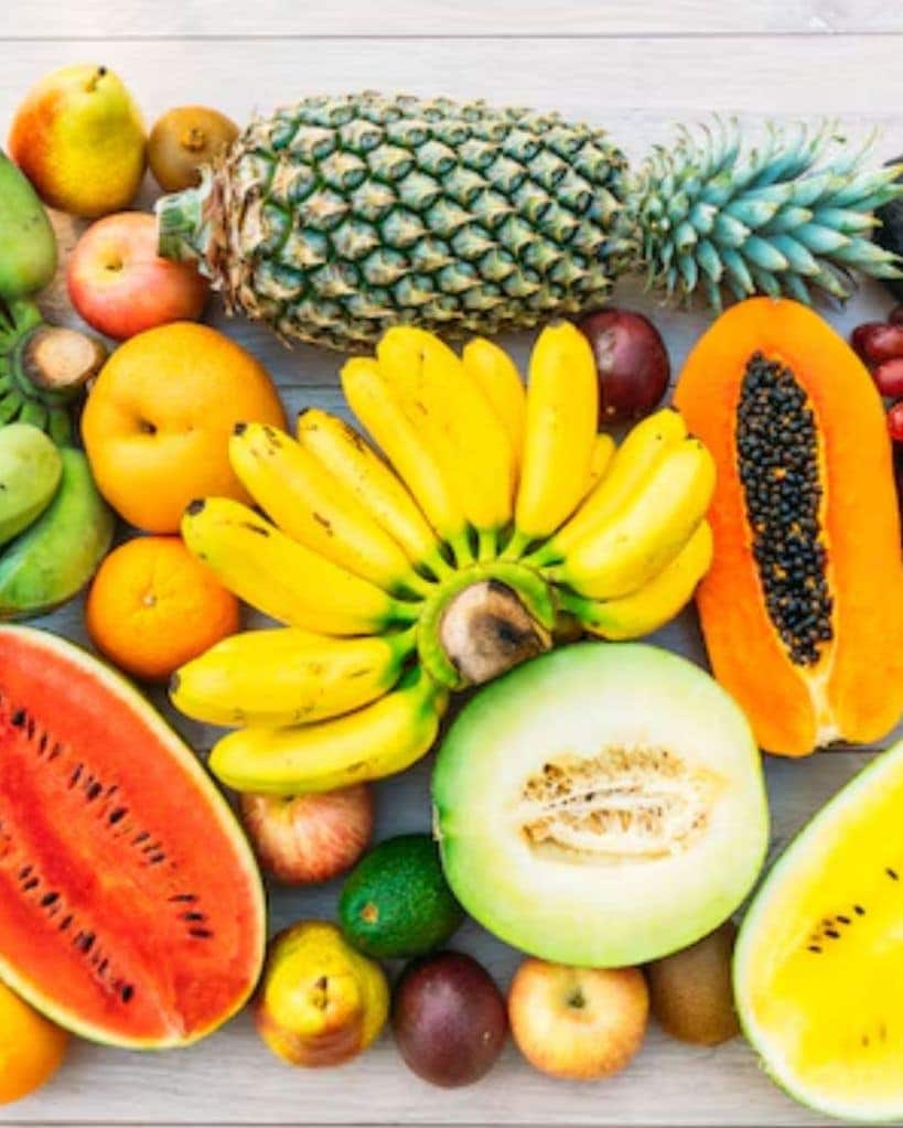 Should you eat apple and banana peels?
