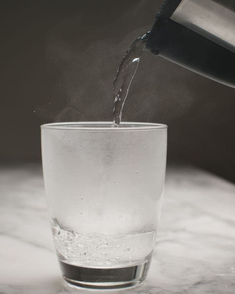 Health benefits of drinking hot water
