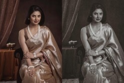 Photos: ‘रेशमी साडी, मौक्तिक माळ’, प्राजक्त माळीचा पारंपरिक अंदाज; शेअर केले खास फोटो