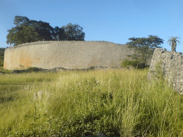Dry-stone walls of Great Zimbabwe, 11th-century Shona architecture