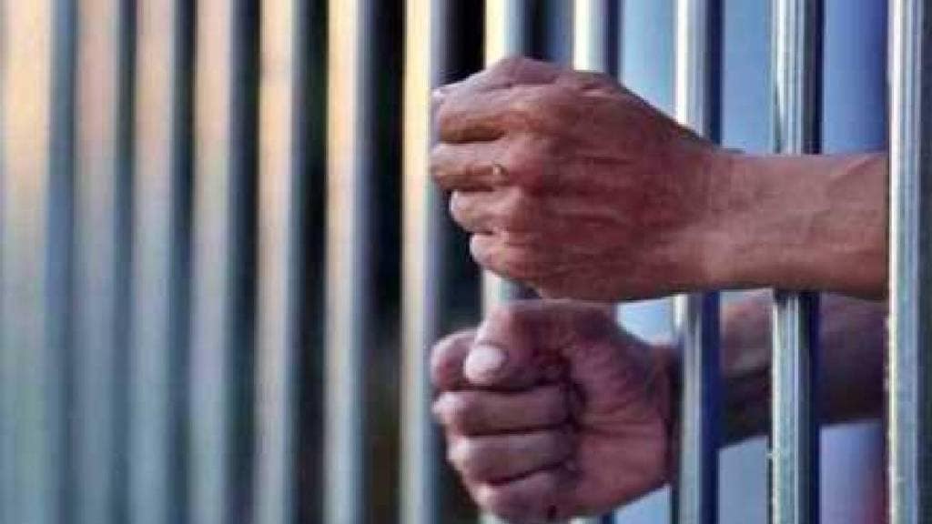 Man gets life sentence for abusing child with food lure Pune print news