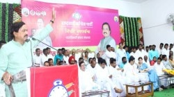 राष्ट्र‌वादी प्रदेशाध्यक्षाच्या समोर मानमान आणि नाराजीचे प्रदर्शन।