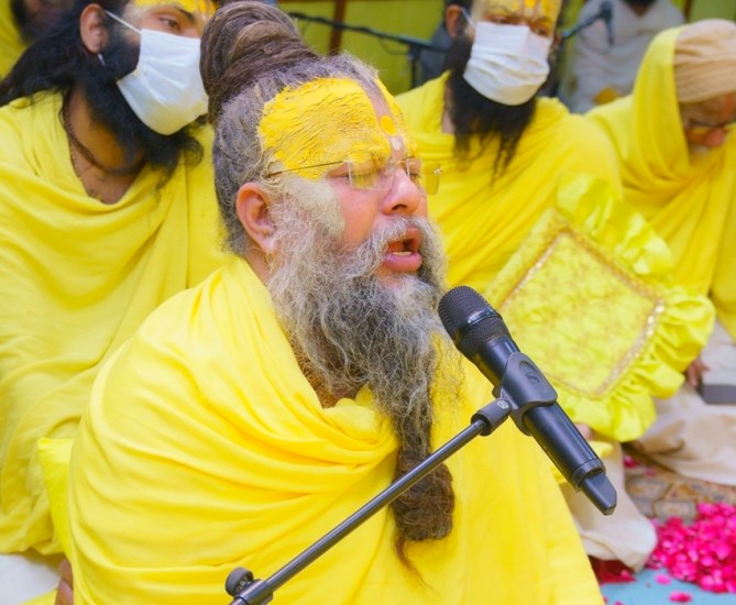 From Love to Routine Premanand Ji Guidance on the Art of Keeping Things Hidden