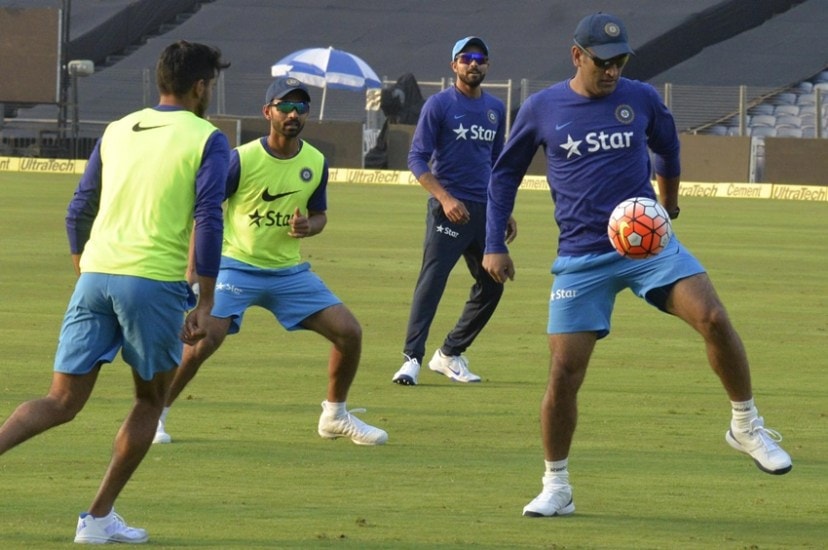 MS Dhoni biography facts