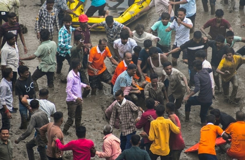 PM Modi Announces Ex Gratia as Gujarat Bridge Collapse Leaves 9 Dead