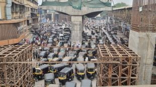 kalyan traffic diversion plan at sahjanand chowk begins traffic congestion solution