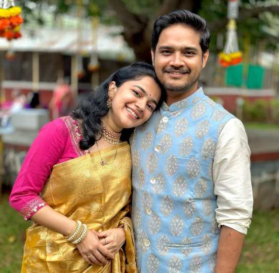 aai kuthe kay karte fame actors wife lead role in star pravah new serial