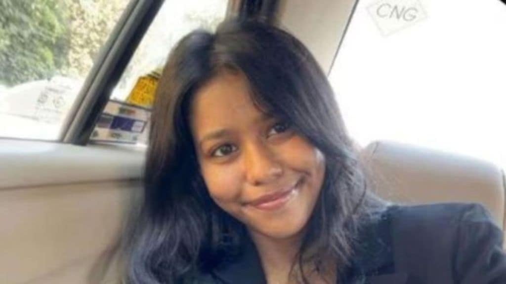 Sneha Debnath Case : चार महिन्यांपासून आर्थिक व्यवहार बंद अन् खोलीत सापडलेली चिठ्ठी; सहा दिवसांपासून बेपत्ता स्नेहाने फोनवरून अखेरचं घरी काय सांगितलं होतं?
