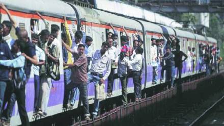 Mumbai cancellation of local stops at twin stations of Central Railway