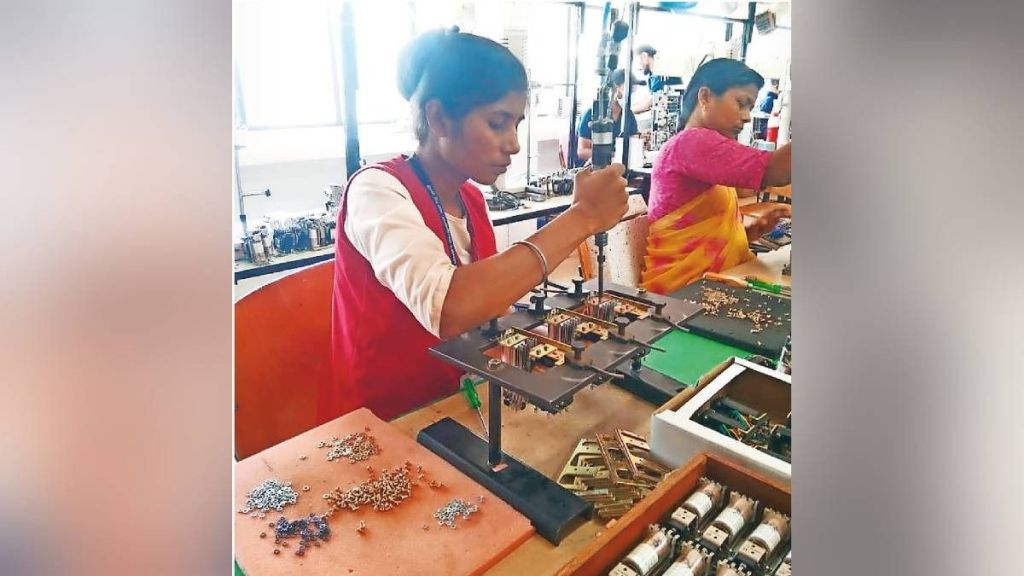 maharashtra iti for women breaks gender barriers in industrial training from trainee to leader success stories chaturanga article