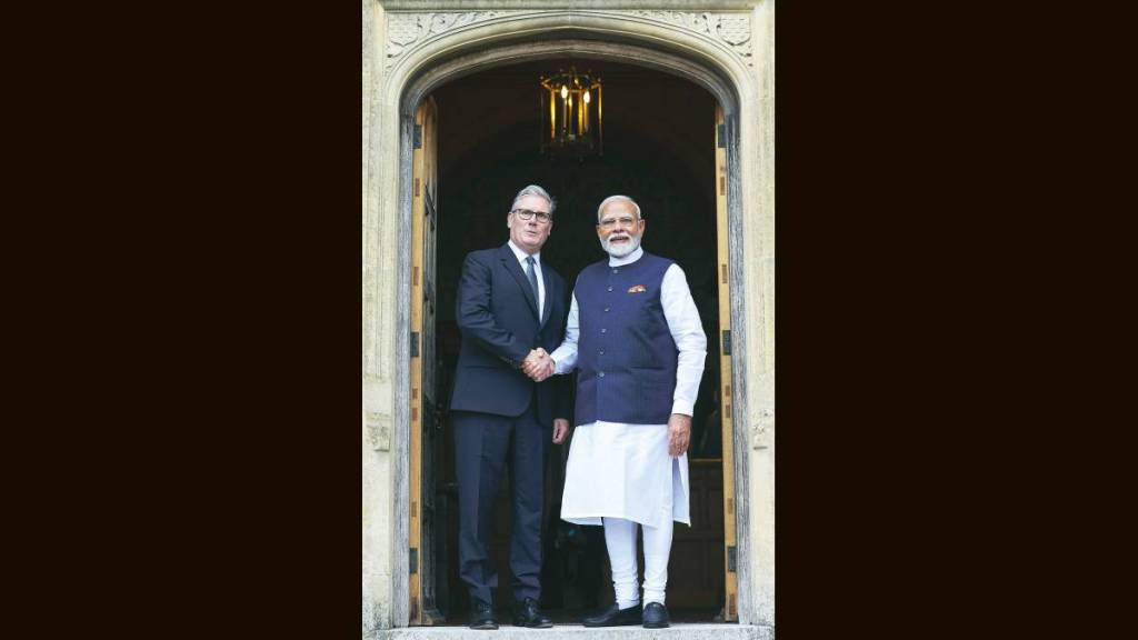 PM Modi London visit news in marathi