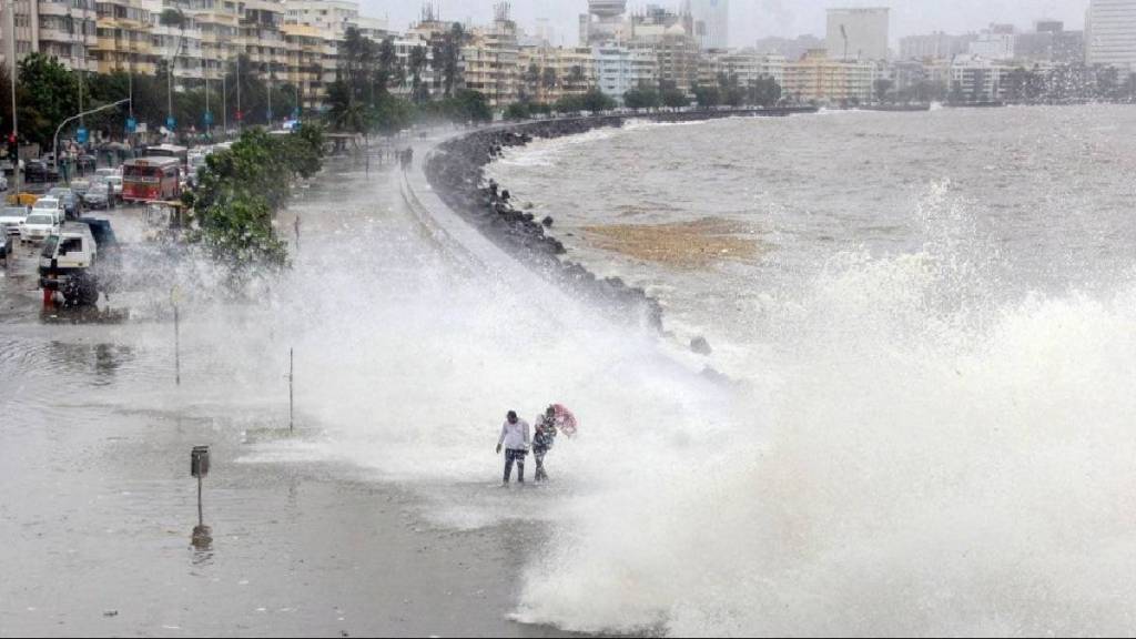 The highest tide of the monsoon season today; waves of 4.67 meters high will rise in the sea