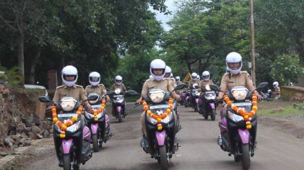 Distribution of 40 new two wheelers for women help rooms in police stations in Nashik