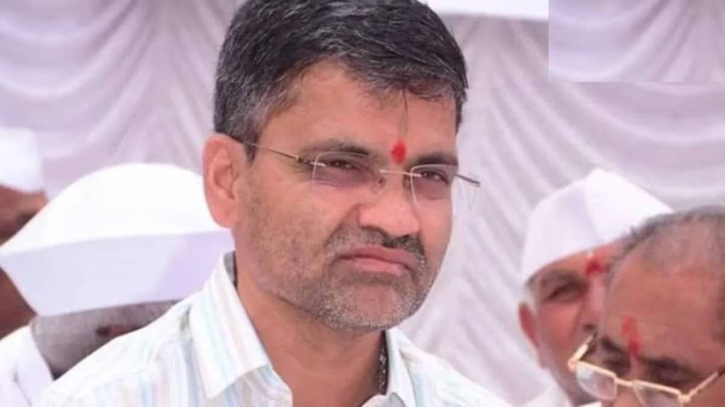 नगर-मनमाड रस्त्याचे काम सुरू झाल्याने लंकेंचे उपोषण मागे