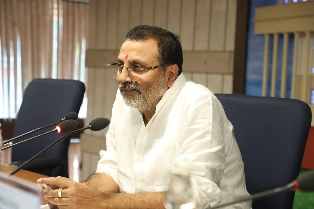 nishikant dubey controversial statements
