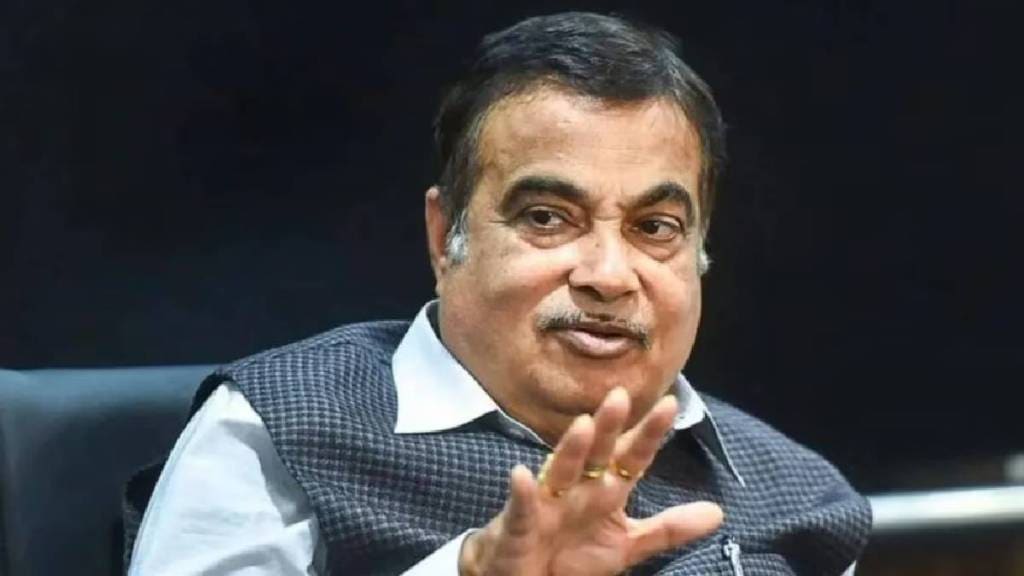 Nitin Gadkari criticizes the government at Suresh Bhat Hall in Nagpur