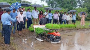 palghar modern rice cultivation techniques demonstrated farmers trained on tray nursery mechanized transplanting