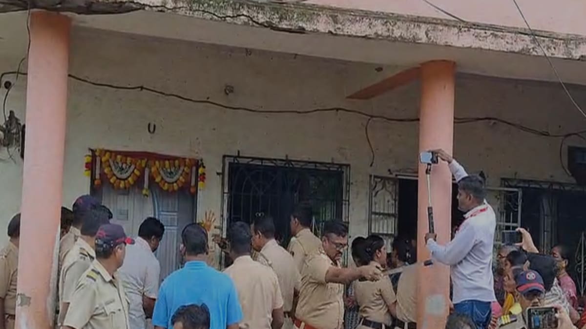 चिखले yasasasतील hasalisala namasala na nasa rae मुळे पंच पंच व d व d damयasa nama na na na da da namमहत la da namमहत la da namमहत la