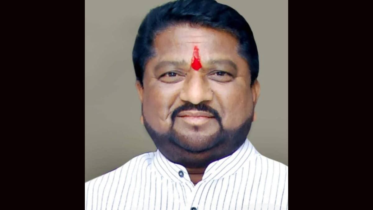 Shiv Sena Solapur District Liaison Chief Prof. Shivaji Sawant resigns