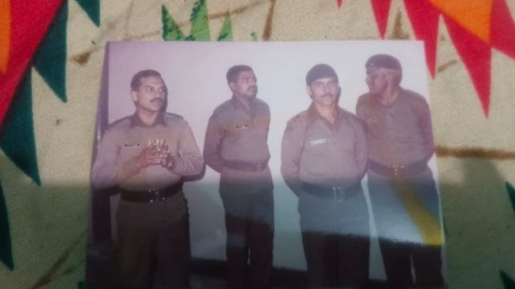 pune kargil war veteran family harassed bajrang dal