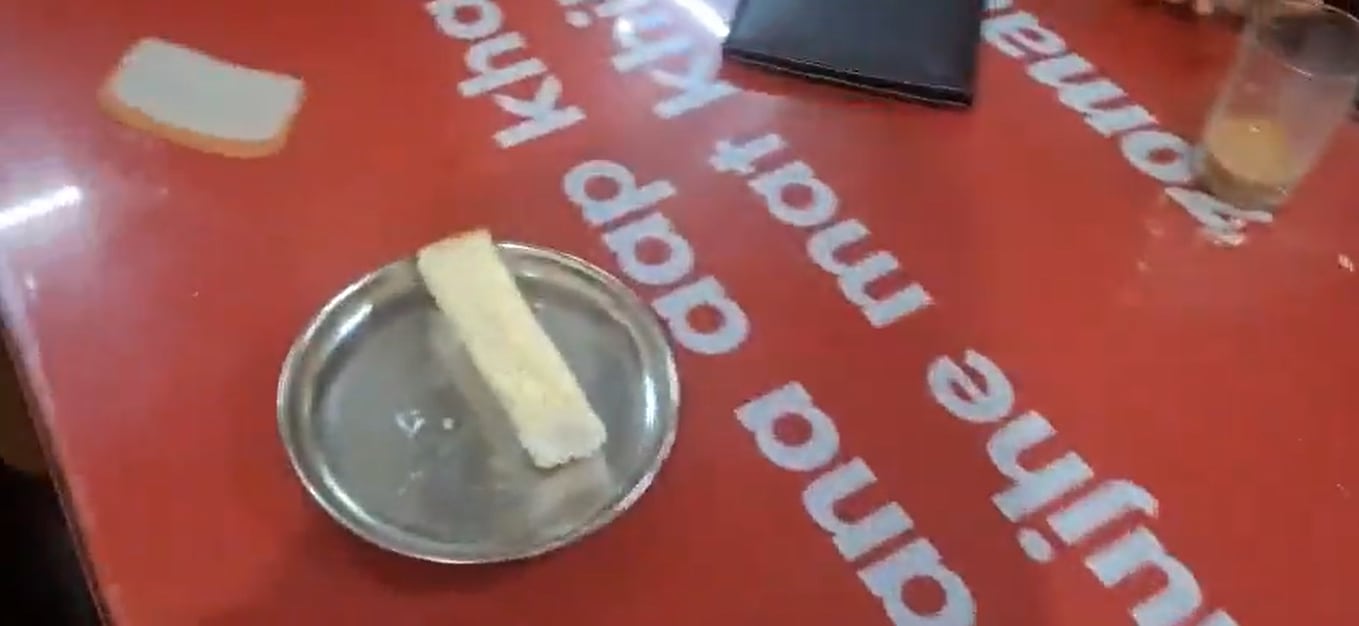 Cafe Goodluck Glass Piece Controversy
