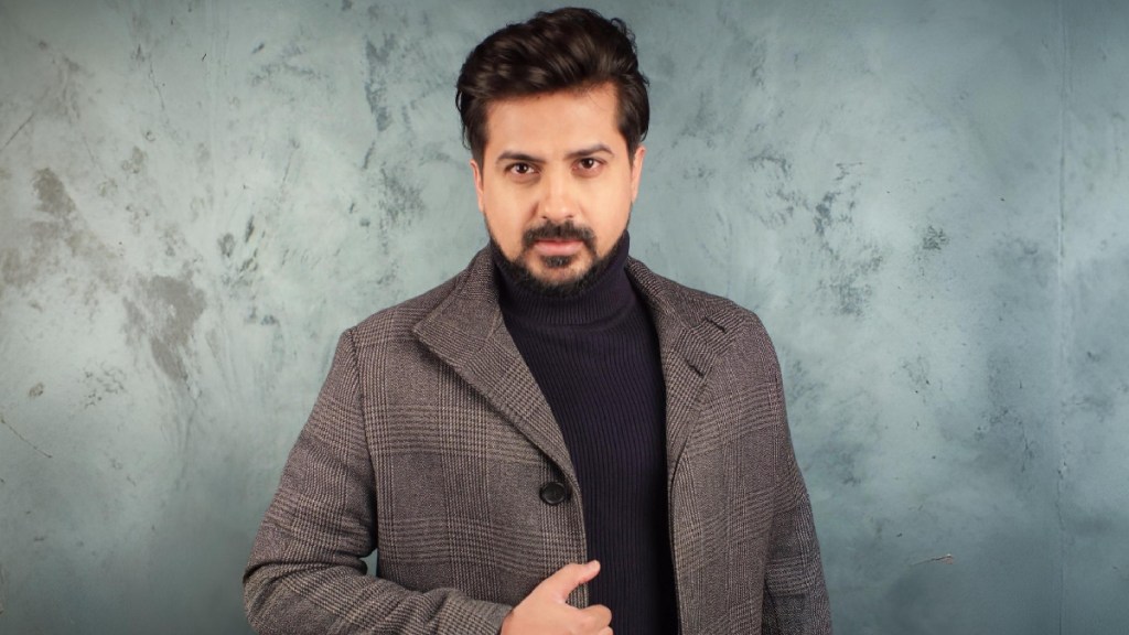 pushkar jog talk about his father death five crores laon and disapproval of people in marathi industry