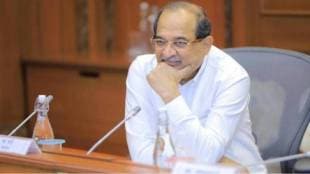 Minister Radhakrishna Vikhe inspected the Water Resources Office premises in Sangamner