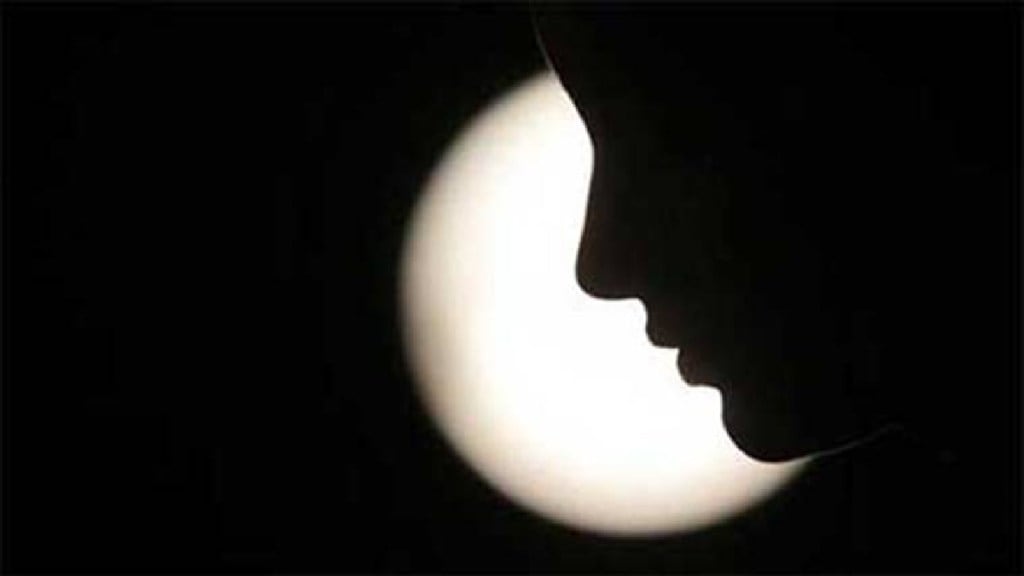 Prostitution racket exposed in investigation of 15 year old minor girl Mumbai print news