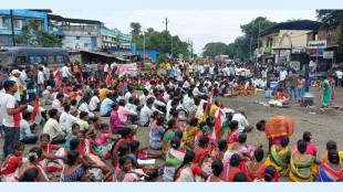Road blockade protest for 12 hours in Bhiwandi Wada