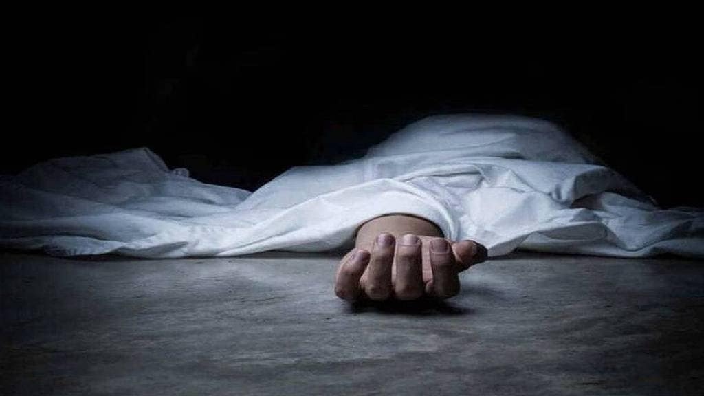 chandrapur One dead another three injured by electrocution while putting up MLA birthday placard on friday
