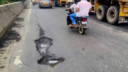 Pothole on gavan Phata to chinchpada road