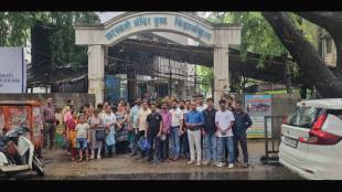 Marathi schools in Thane rumored to be closed. Parents meet school management