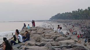 uran pirwadi beach rocks weakens