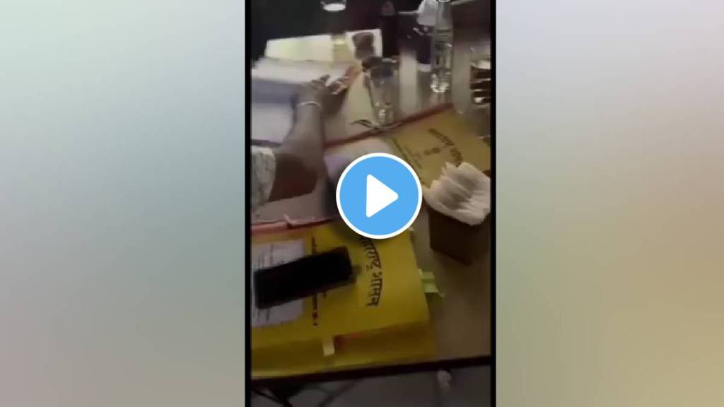 work on government files in a beer bar goes viral Video in nagpur