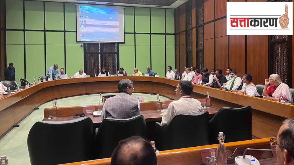 ग्रामीण विकास आणि पंचायती राज विभागाशी संबंधित स्थायी समितीची बैठक मंगळवारी (१ जुलै) बोलावण्यात आली होती. (छायाचित्र-सप्तगिरी शंकर उलका/एक्स)