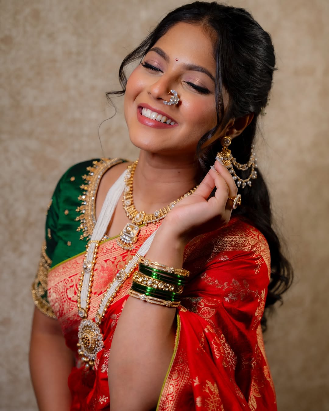 Marathi serial kamali fame actress vijaya babar