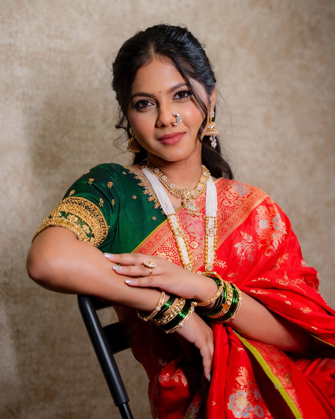 Marathi serial kamali fame actress vijaya babar