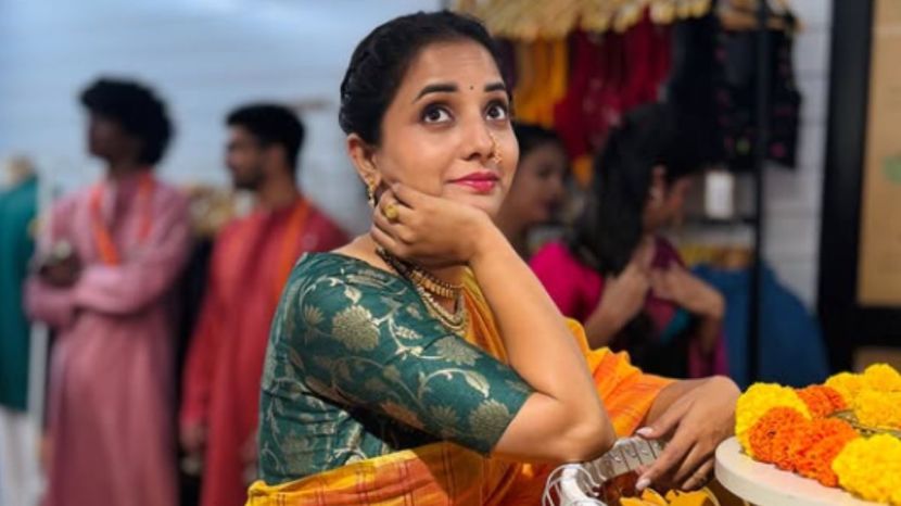 sayali sanjeev 