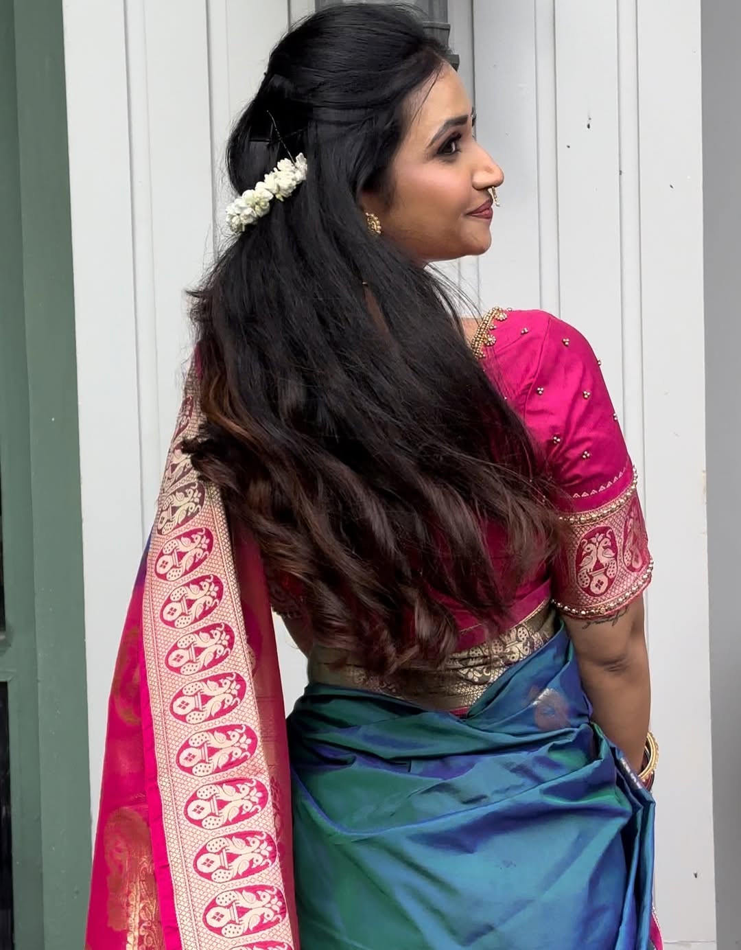 Star Pravah Ganeshotsav 2025 aai Baba retire hot aahet fame palvi kadam traditional look photoshoot vira