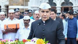 Bhushan Gagrani mumbai Municipal Commissioner hoisted flag