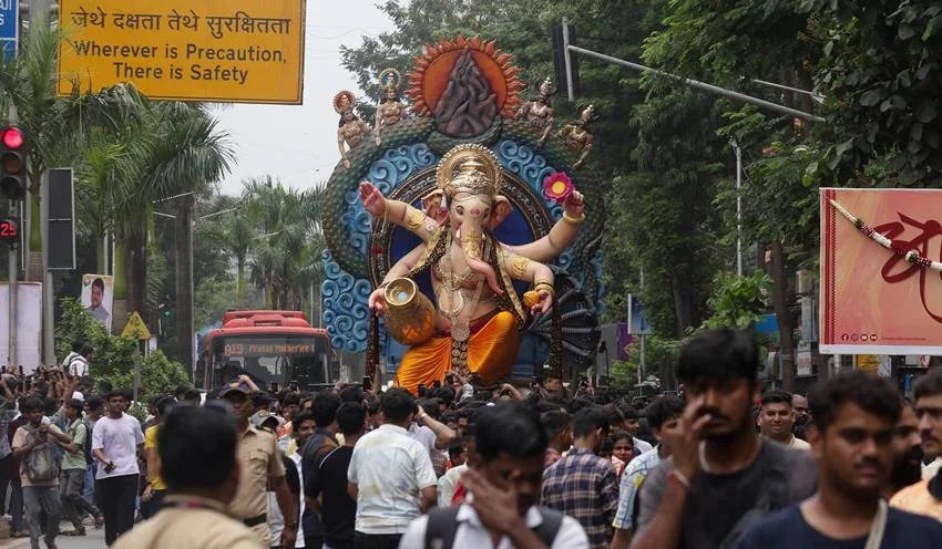 ganesh chaturthi lord ganesha ten most famous temples india and other countries