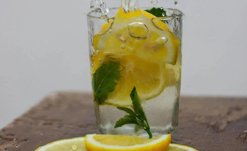 easiest way to cleanse lungs naturally without medicine