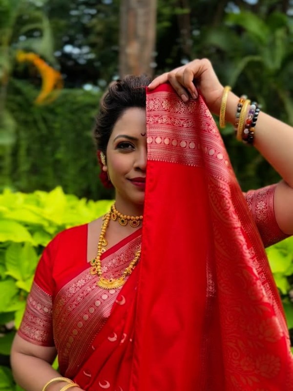 Deepali Pansare Saree Look