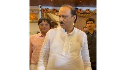 Deputy Chief Minister Ajit Pawar slapped office bearers during his Vidarbha tour