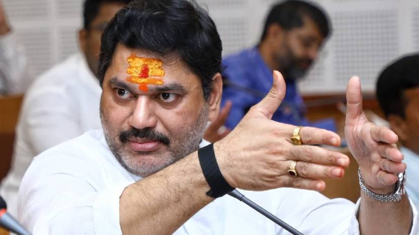 Dhananjay Munde Flat in Mumbai