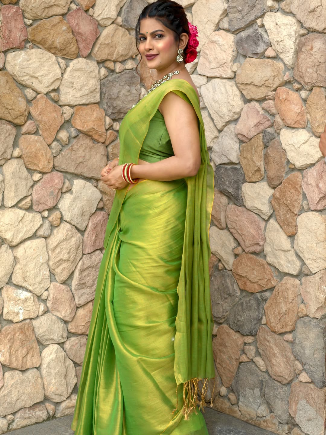 Dhanshri kadgaonkar green tissue silk saree traditional look photoshoot