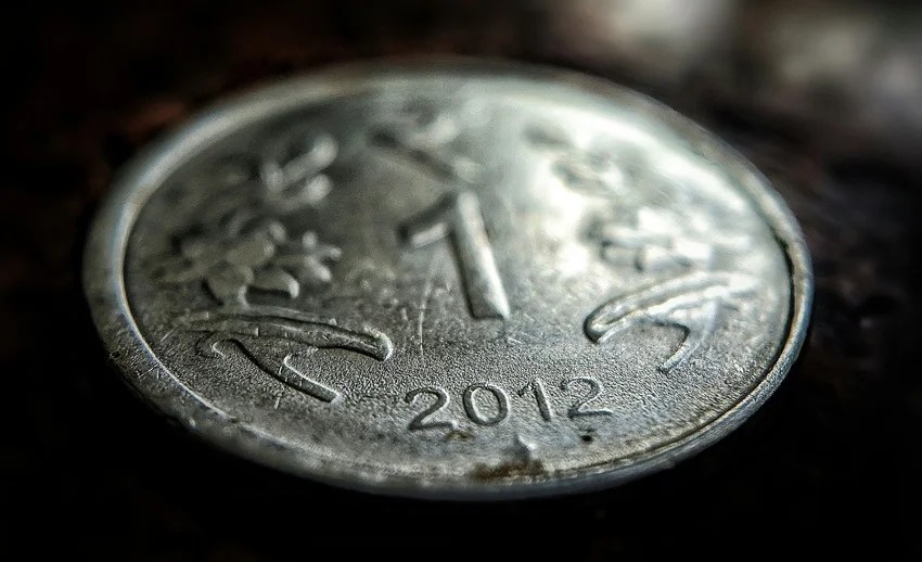 why does india still mint one rupee coin despite high production cost
